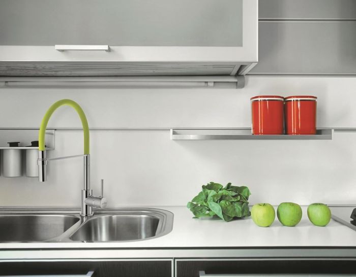 Смеситель для кухни с гибким изливом Invena Kameleon хром, зеленый