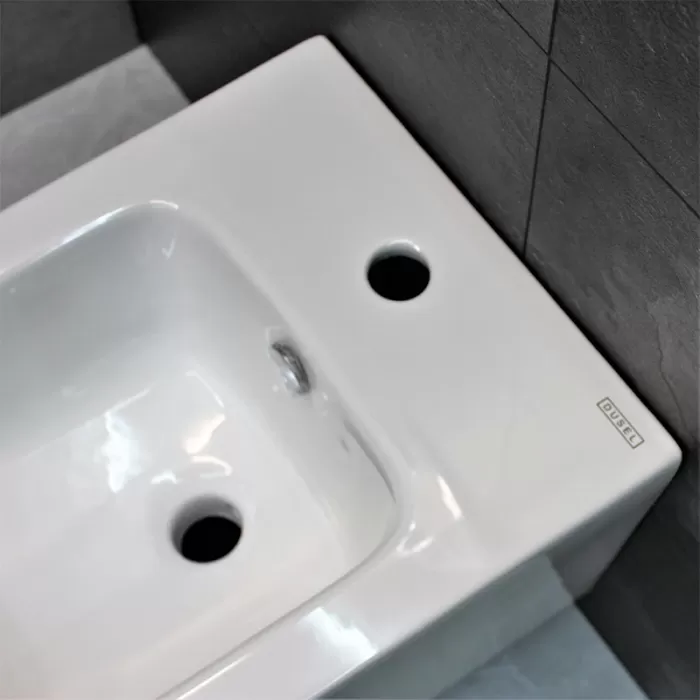 Биде подвесное Dusel Cubis 10201030В